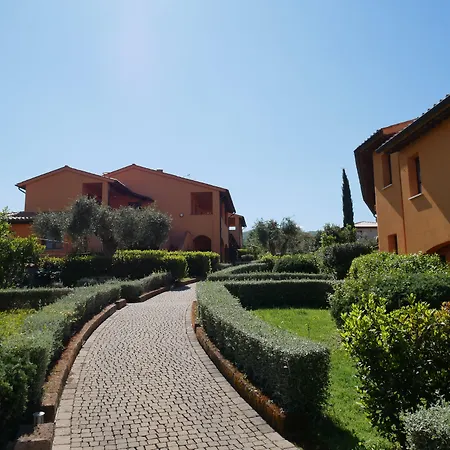 아파트호텔 Borgo Etrusco 4*