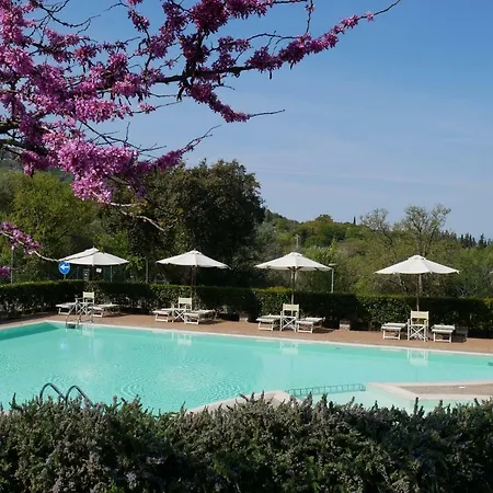 Borgo Etrusco 4* Скарлино